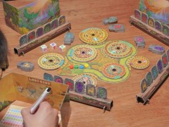 推理パズル「ロストコード」の日本語版が，JELLY JELLY GAMESより6月2日発売。ゲームマーケット2023春では先行販売も