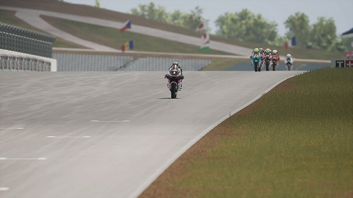 画像ギャラリー No.033のサムネイル画像 / ［プレイレポ］ リアルな“MotoGP”世界で自分だけのキャリアを築け。初心者でもレースの醍醐味を手軽に楽しめる「MotoGP 23」をレポート
