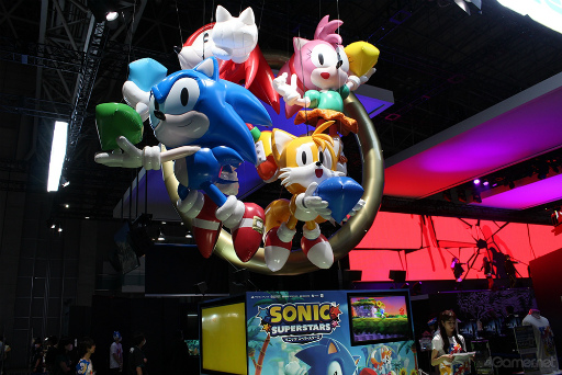 画像ギャラリー No.001のサムネイル画像 / ［TGS 2023］「ソニックスーパースターズ」インタビュー。25年ぶりにタッグを組んだ盟友が徹底してこだわった，クラシックソニックへの思い