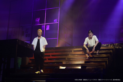 画像ギャラリー No.018のサムネイル画像 / ミュージカル「東京リベンジャーズ」ゲネプロ公演レポート。後悔も決意もミュージカルにのせて,タケミチの新たなリベンジが始まる