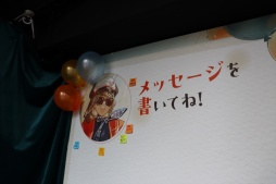 画像ギャラリー No.024のサムネイル画像 / 世紀末タイムリバースRPG「リバース：1999」はまもなく1周年！ 秋葉原で開催中のコラボカフェをレポート