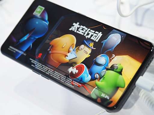 画像ギャラリー No.003のサムネイル画像 / ［CJ2023］もう2億人が遊んでる「スペースパーティ」。サメたちによる宇宙船での殺サツ×推理ゲームは，アモンでグアスしてた