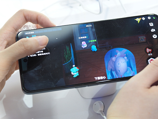 画像ギャラリー No.013のサムネイル画像 / ［CJ2023］もう2億人が遊んでる「スペースパーティ」。サメたちによる宇宙船での殺サツ×推理ゲームは，アモンでグアスしてた