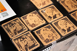 画像ギャラリー No.005のサムネイル画像 / KONAMI「PROJECT ZIRCON」の物販では，プレイヤーたちの製作グッズを販売。「JAPAN Web3 Game Summit」の企業ブースをレポート