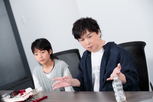 画像ギャラリー No.016のサムネイル画像 / 「え,手で描くの?」リメイク版ウィザードリィ発売記念。今どき小学生と声優・保志総一朗さんがFC版“狂王の試練場”の初見プレイに挑む!【PR】