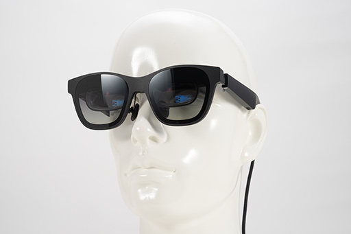 画像ギャラリー No.027のサムネイル画像 / 目の前の大画面を独り占め! AR/スマートグラス「XREAL Air 2 Pro」ってどんなもので何ができる?【PR】