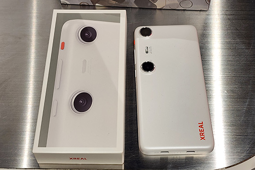 画像ギャラリー No.002のサムネイル画像 / サングラス型ディスプレイにつないでAndroidアプリを使える「XREAL Beam Pro」が国内発売。2つのカメラで立体写真・映像も撮れる