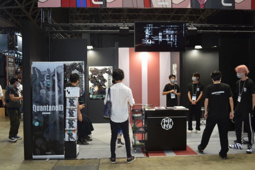 画像ギャラリー No.001のサムネイル画像 / ［TGS2023］VRのコックピット視点で操縦できるロボットアクション「QuantanoID」が出展。ストーリーモードや3対3のPvPを実装予定