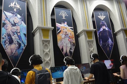 画像ギャラリー No.003のサムネイル画像 / アニメ風グラフィックス＋がっつりアクション＋自由な武器選択。新作RPG「デュエットナイトアビス」がプレイアブル出展［TGS2024］