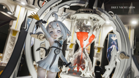 画像ギャラリー No.005のサムネイル画像 / 「デュエットナイトアビス」東京ゲームショウ2024ブースでは，大迫力な砂時計とスノウのオブジェがお出迎え。ビジネスデイの様子を紹介したオフィシャルレポートが到着［TGS2024］