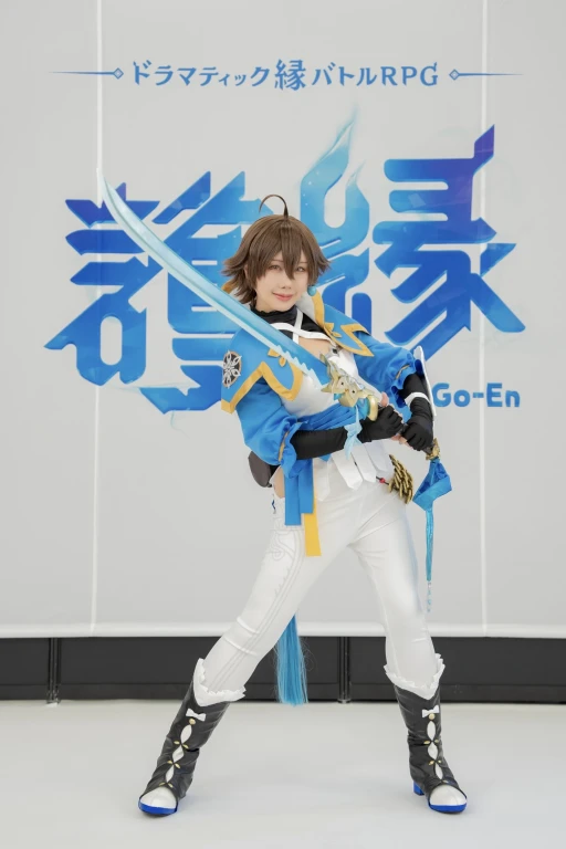 画像ギャラリー No.015のサムネイル画像 / 「護縁」ブースにユッシ・ユキに扮したコスプレイヤーが登場。プロカメラマンによる撮影サービスも行われた“Ultra acosta！”レポート