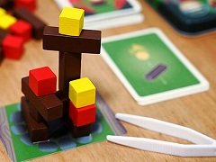 積み上げたブロックを，そのままキャンプファイヤーに“追加”していくバランスボドゲ「タキビブロック」が12月上旬発売へ