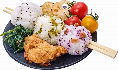 画像ギャラリー No.017のサムネイル画像 / カプコンカフェ試食レポート。「モンスターハンター」20周年コラボは後半メニューも充実!歴代作品をイメージしたフードやドリンクも