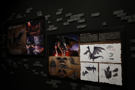 画像ギャラリー No.022のサムネイル画像 / 明日開幕「モンスターハンター20周年-大狩猟展-」発表会&内覧会レポート。歴代シリーズの武具とモンスターを堪能できる展示が盛りだくさん