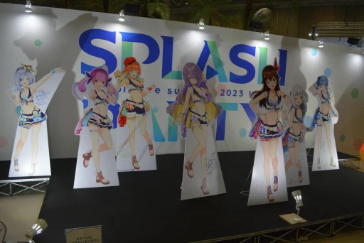 画像ギャラリー No.043のサムネイル画像 / 「hololive SUPER EXPO 2024」フォトレポート。幕張メッセに出現した“ホロライブアイランド”にファン達が集結