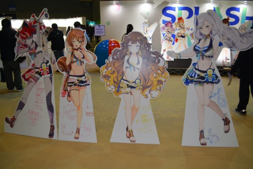 画像ギャラリー No.047のサムネイル画像 / 「hololive SUPER EXPO 2024」フォトレポート。幕張メッセに出現した“ホロライブアイランド”にファン達が集結