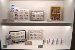 画像ギャラリー No.127のサムネイル画像 / 「hololive SUPER EXPO 2024」フォトレポート。幕張メッセに出現した“ホロライブアイランド”にファン達が集結