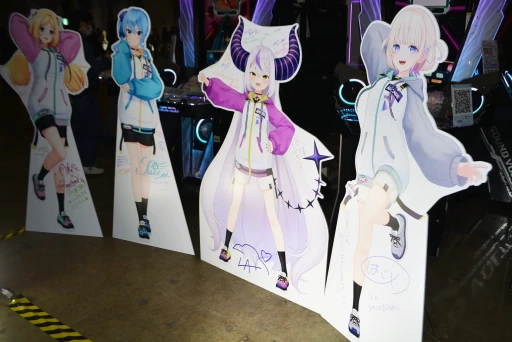 画像ギャラリー No.035のサムネイル画像 / 「hololive SUPER EXPO 2025」フォトレポート。今年は「ホロライブアーケード」をテーマに，体験型の展示やステージイベントを展開