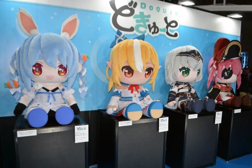 画像ギャラリー No.089のサムネイル画像 / 「hololive SUPER EXPO 2025」フォトレポート。今年は「ホロライブアーケード」をテーマに，体験型の展示やステージイベントを展開