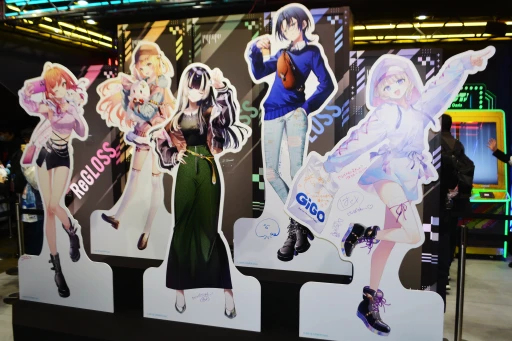 画像ギャラリー No.108のサムネイル画像 / 「hololive SUPER EXPO 2025」フォトレポート。今年は「ホロライブアーケード」をテーマに，体験型の展示やステージイベントを展開
