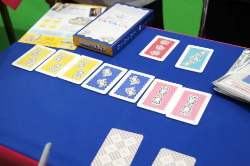 画像ギャラリー No.006のサムネイル画像 / 創業300年のお香専門店「松栄堂」がゲームマーケットに参戦。3種の“香り”で遊ぶ新作カードゲーム「くんくんくん」を紹介