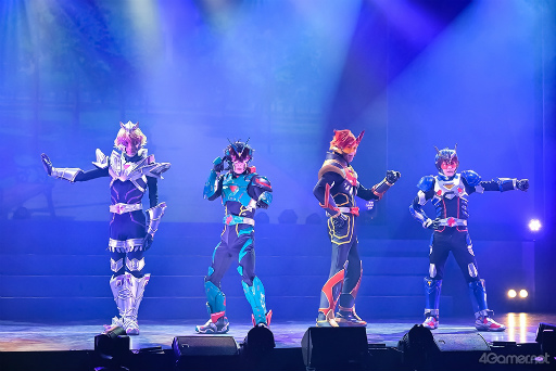 画像ギャラリー No.008のサムネイル画像 / 舞台「ライドカメンズ」ゲネプロレポート。笑いあり,涙あり,アクションもライブもあり!? 5期生たちの知られざる物語が描かれる