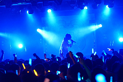 画像ギャラリー No.016のサムネイル画像 / 「学園アイドルマスター」初のライブツアー“DEBUT LIVE 初 TOUR”が開幕。「初声公演」の配信をレポート