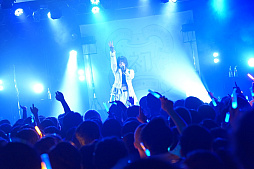 画像ギャラリー No.017のサムネイル画像 / 「学園アイドルマスター」初のライブツアー“DEBUT LIVE 初 TOUR”が開幕。「初声公演」の配信をレポート