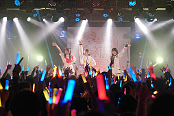 画像ギャラリー No.020のサムネイル画像 / 「学園アイドルマスター」初のライブツアー“DEBUT LIVE 初 TOUR”が開幕。「初声公演」の配信をレポート