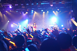 画像ギャラリー No.030のサムネイル画像 / 「学園アイドルマスター」初のライブツアー“DEBUT LIVE 初 TOUR”が開幕。「初声公演」の配信をレポート