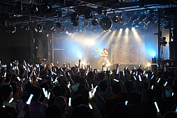 画像ギャラリー No.008のサムネイル画像 / 「学園アイドルマスター」初のライブツアー。花岩香奈さん，伊藤舞音さん，薄井友里さんが出演した「初心公演」の配信視聴レポート