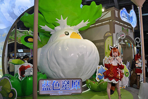 画像ギャラリー No.003のサムネイル画像 / 「アズールプロミリア」ブースで新キャラをお披露目。Manjuuが描く女の子は3Dになっても抜群にかわいい［BW2024］