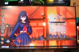 画像ギャラリー No.011のサムネイル画像 / 「アズールプロミリア」の戦闘は，見た目以上にがっつりアクション。美少女3人＋モンスター3体でパーティ編成してガチバトル［TGS2025］
