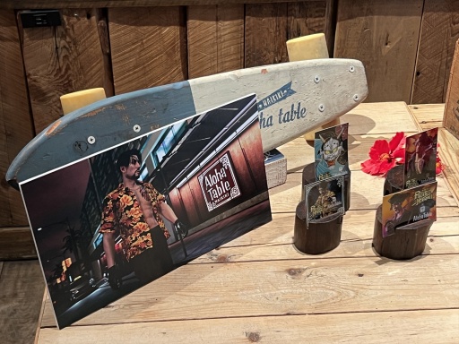 画像ギャラリー No.008のサムネイル画像 / 「龍が如く８外伝 Pirates in Hawaii」とハワイアンカフェ＆レストラン アロハテーブルとのコラボ開催決定。2月12日から3月9日まで期間限定