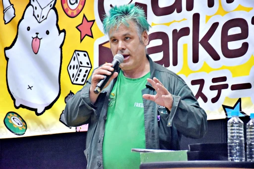 画像ギャラリー No.001のサムネイル画像 / “緑の人”Friedemann Friese氏が語るゲームデザイン。「ゲームマーケット2024春」の特設ステージで行われたトークショウをレポート