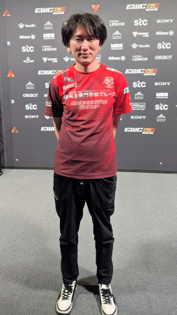 画像ギャラリー No.001のサムネイル画像 / 「餓狼伝説 City of the Wolves」，EWC 2026はDarkAngel選手が優勝。2位のmi2ha4選手，3位のNemo選手，4位のLaggia選手に感想を聞いた