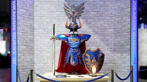 画像ギャラリー No.005のサムネイル画像 / 「SQUARE ENIX POP UP STORE」大阪 大丸梅田店で12月6日より再び開催。「ドラクエ」ロトの装備の展示や新商品の販売を実施