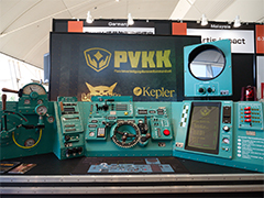 「PVKK：惑星防衛砲指揮官」のリアル制御盤で惑星防衛砲を発射してきた。合言葉は「変えるな 省くな 作業手順」だ！［TGS2025］