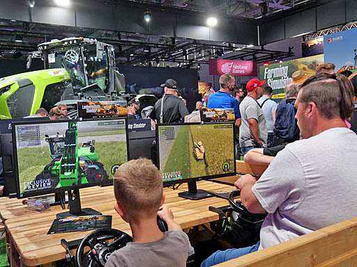 画像ギャラリー No.003のサムネイル画像 / 「Farming Simulator 25」がさらに進化して，アジア地域で稲作が可能に。朝靄の中を子ウシが駆け，竜巻や雹が農地を襲う［gamescom］