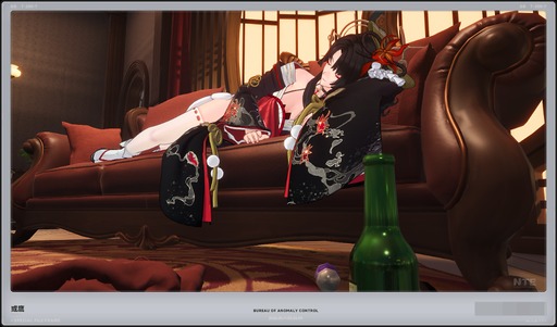 画像ギャラリー No.030のサムネイル画像 / 「NTE: Neverness to Everness」,骨董品屋エイボンを率いる飲んだくれ店主「潯」(ほとり)を5月13日に実装。仲間の技を記録/再現し,時を止めて1人太刀を抜く