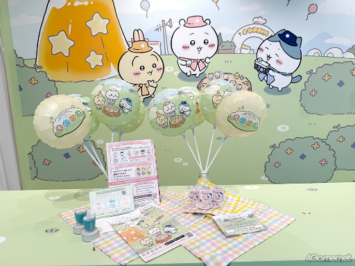 画像ギャラリー No.006のサムネイル画像 / ちいぽけバルーン＆缶バッジをゲットしよう！　「ちいかわぽけっと」初のポップアップイベント，東京＆大阪にて開催中