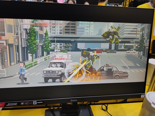 画像ギャラリー No.010のサムネイル画像 / 舞い散る薬莢，吹き飛ぶ残骸，撃ち放題のあらゆる装備で敵兵器をぶっ壊せ！　美少女×ミリタリー×ドット絵「Nitro Express」試遊レポ［TGS2024］