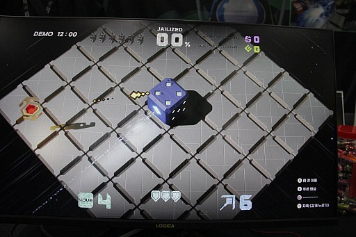 画像ギャラリー No.003のサムネイル画像 / ［プレイレポ］「JAIL DICE:Roll to Break」は，サイコロ型の戦闘機で転がりながら脱出を目指すアクションパズルだ［BIC2024］