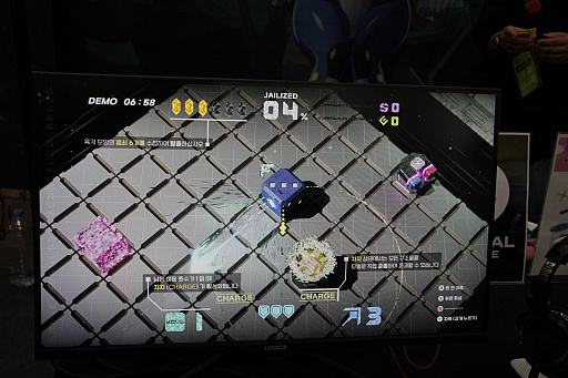 画像ギャラリー No.008のサムネイル画像 / ［プレイレポ］「JAIL DICE:Roll to Break」は，サイコロ型の戦闘機で転がりながら脱出を目指すアクションパズルだ［BIC2024］