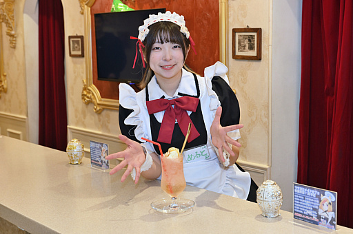 画像ギャラリー No.006のサムネイル画像 / 秋葉原のメイドカフェにも行ってきた。イマーシブ恋愛ADV「Venus Vacation PRISM」＆「DOAXVV」キャンペーン参加レポ