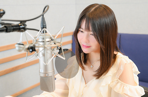 画像ギャラリー No.009のサムネイル画像 / 竹達彩奈さん，怒る。「LINE おまかせレンジャー」半周年記念，人間になったコニーの“怒りボイス”収録にお邪魔した
