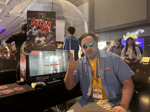 画像ギャラリー No.016のサムネイル画像 / 血まみれサッカー「FEAR FA 98」は「サイレントヒル」×「FIFA 98」の“混ぜるな危険”的な怪作［BitSummit］