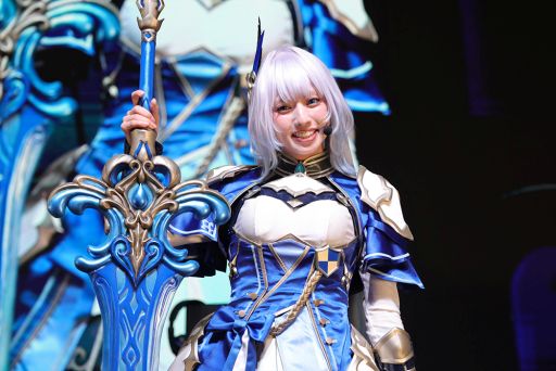 画像ギャラリー No.006のサムネイル画像 / 華やかなコスプレイヤーと巨大ニャンコに注目！　「モンギル：STAR DIVE」ブースをレポート［TGS2025］【PR】