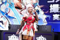 画像ギャラリー No.012のサムネイル画像 / 華やかなコスプレイヤーと巨大ニャンコに注目！　「モンギル：STAR DIVE」ブースをレポート［TGS2025］【PR】
