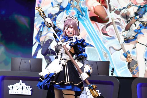 画像ギャラリー No.017のサムネイル画像 / 華やかなコスプレイヤーと巨大ニャンコに注目！　「モンギル：STAR DIVE」ブースをレポート［TGS2025］【PR】